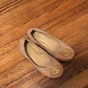 Tory Burch nude ballet flats